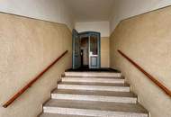 Zinshaus in Innenstadtlage mit 7 Einheiten und Grünfläche