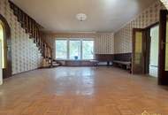 1A-INFRASTRUKTUR! SANIERUNGSBEDÜRFTIGES EINFAMILIENHAUS MIT KELLER UND GARAGE. 271 m² NUTZFLÄCHE. 560m² GRUNDSTÜCK.