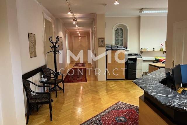 REPRÄSENTATIVE RÄUMLICHKEITEN FÜR BÜRO ODER KANZLEI AB SOFORT IN DER KLOSTERWIESGASSE ZU VERMIETEN, Gewerbeobjekt-miete, 3.183,20,€, 8010 Graz(Stadt)