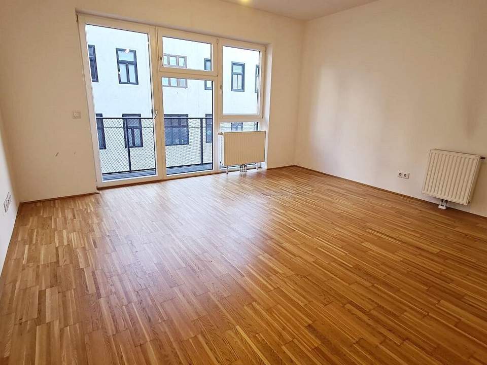 HILSCHERGASSE, UNBEFRISTET, 99 m2 Maisonette inkl. 9 m2 Loggia, 3 Zimmer, Komplettküche, Wannenbad, Parketten, gefördert