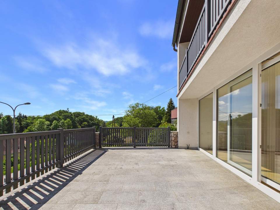 ENGERWITZDORF: IHR WOHNGLÜCK in AUSSERTREFFLING - WOHNHAUS mit ca. 130 m² Wohnfläche + Nebenräume + Garage + Teilunterkellerung