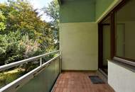 Großzügige 2-Zimmer-Wohnung mit Loggia in Grünruhelage