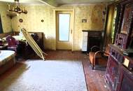 Abbruch oder Generalsanierung - Desolates Wohnhaus auf 906 m² ebenem Baugrund
