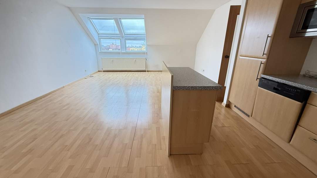 Dachgeschoß mit Weitblick!!! 3-Zimmer-Neubauwohnung in der Lobmeyrgasse beim KONGRESSPARK!