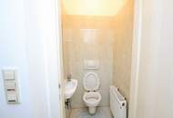 Charmante Dachgeschosswohnung mit Balkon und Lift in ausgezeichneter Lage