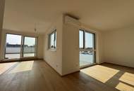 EINSTÜCK HIMMEL NUR FÜR SIE - 60 m2 uneinsichtiger Dachterrasse - Wohnküche, 3 Schlafzimmer, 2 Bäder, WC auf 2 Ebenen - FBH, Solaranlage und Wärmepumpe