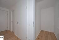Perfekter Rückzugsort inmitten der Stadt: 2 Zimmer - Erstbezug mit Loggia nahe Westbahnhof + optional Garage // VIDEOTOUR!