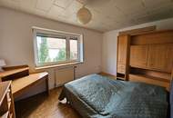 Haus mit viel Potential und großem Garten