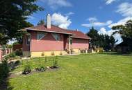 SOMMERAKTION in Ungarn bei der Österreichischen Grenze! Urlaubsfeeling im Alltag! Wunderschöner, uneinsehbarer, großzügiger Garten | mit Pool | mit Terrasse, 2 Carports und Brunnen! | niedrige Betriebskosten | perfekte Raumaufteilung |