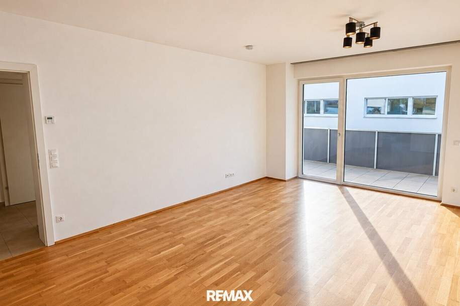Helle 2 Zimmer Wohnung mit Küche und großem Balkon in der Urfahraner Leonfeldner Straße, Wohnung-miete, 1.054,30,€, 4040 Linz(Stadt)