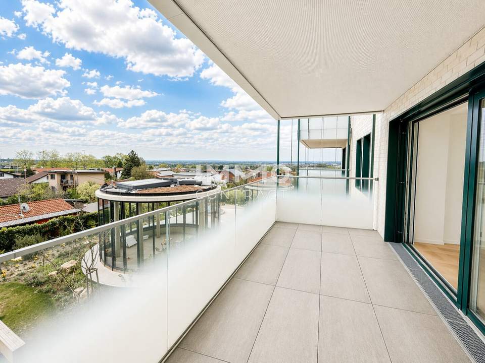 Provisionsfrei mit Ausblick: Attraktives Eigentum in beeindruckender Gartenlandschaft