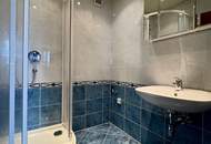 HERZIGE DACHGESCHOSS-WOHNUNG IN RUHIGER LAGE NÄHE WAIDHAUSENPARK