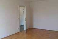 Wohn- und Geschäftshaus mit Praxisräumen