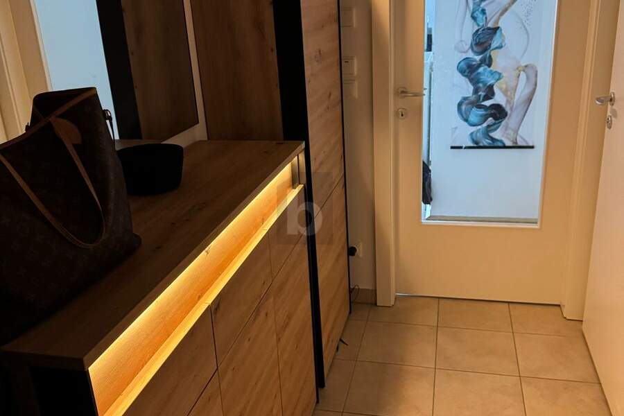 WOHNOASE IN TOPLAGE ? HELL, KLIMATISIERT IN RUHELAGE MIT IDEALER RAUMAUFTEILUNG &amp; ENERGIEEFFIZIENTER MASSIVBAUWEISE, Wohnung-kauf, 213.000,€, 8054 Graz(Stadt)