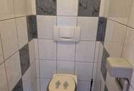 Einfamilienhaus mit Garten, Terrasse, Garage und viel Platz - Wiener Neustadt