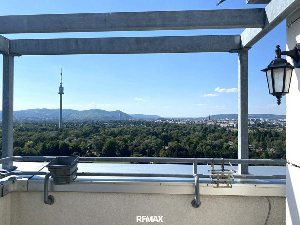 Terrassen-Garconniere im 21. Stock mit Donaupark- Fernblick bei der U1 und UNO-City