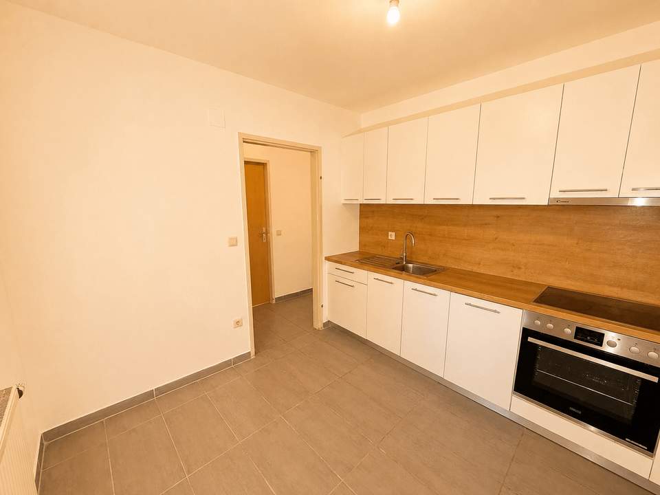 Neuer Eigentümer schafft neues Wohngefühl: Helle 2-Zimmer-Erdgeschosswohnung mit ca. 57 m²
