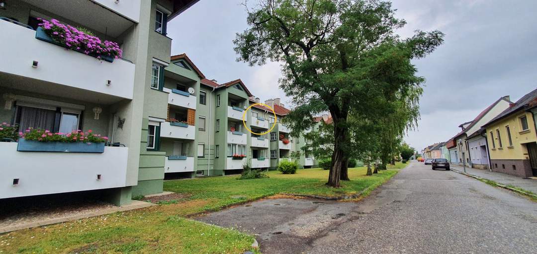 Nette Familienwohnung in der Thermenstadt Laa - 3 Zimmer, Balkon und Parkplatz