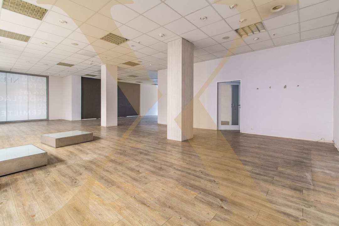 Ebenerdige Geschäftsfläche im Linzer Einkaufszentrum ATRIUM mit hoher Kundenfrequenz zu vermieten!