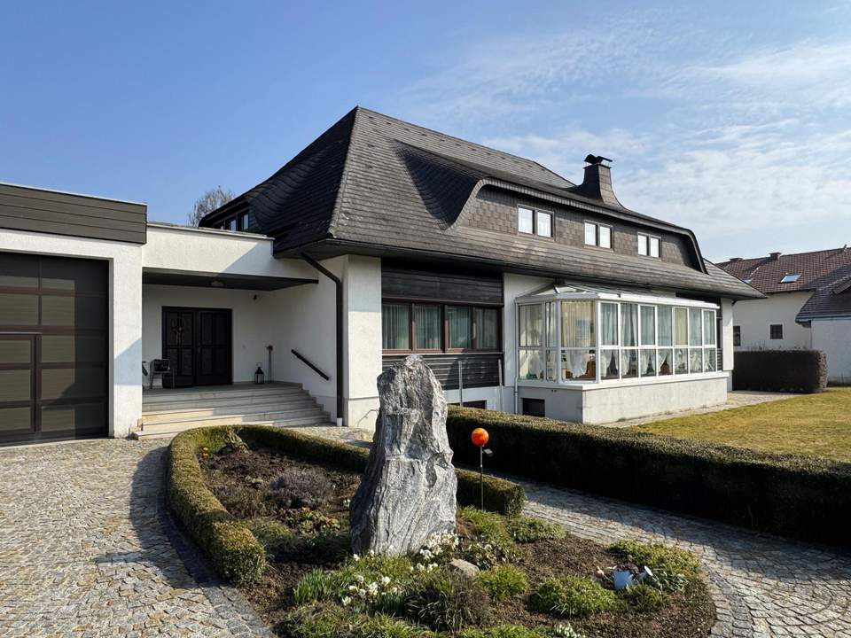 Großzügiges Einfamilienhaus Horn