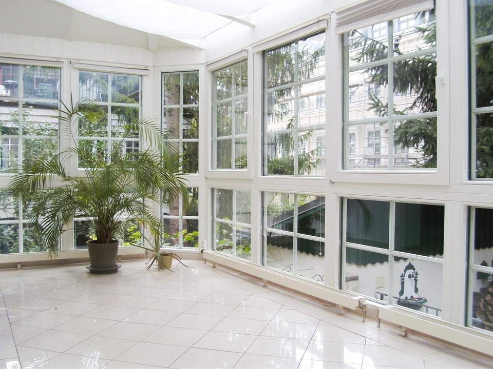 REPRÄSENTATIVE ALTBAUVILLA MIT TERRASSE UND GARTEN IN TOP LAGE