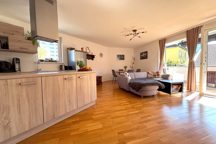 Wörgl: Moderne 3-Zi.-Wohnung mit Sonnenbalkon – Ideal gelegen und lichtdurchflutet, Wohnung-kauf, 6300 Kufstein