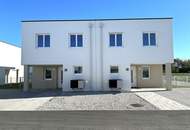 Wunderschöne Doppelhaushälfte // Zweitbezug | Eigengarten | 2 PKW Stellplätze | Luft-Wärmepumpe | Erlenweg - Haus 2B | ab 1. April 2026