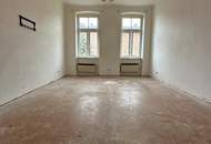 kleine 1-Zimmer Altbauwohnung mit Sanierungsbedarf