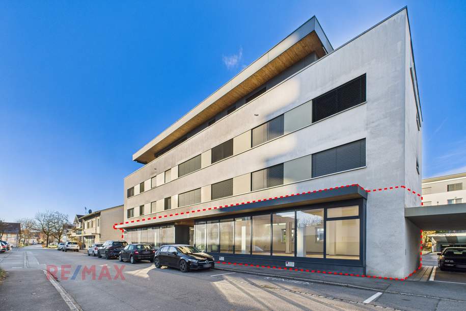 Büro oder Verkaufsraum – flexible Fläche mit beeindruckender Fensterfront, Gewerbeobjekt-miete, 6890 Dornbirn
