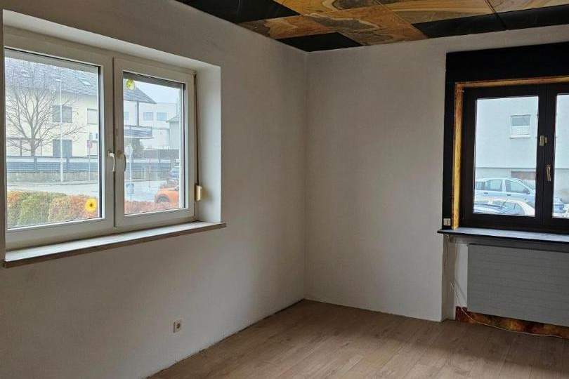 Einfamilienhaus in Krankenhausnähe zu vermieten!, Haus-miete, 1.300,00,€, 2410 Bruck an der Leitha