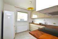 3 Zimmer DG-Wohnung mit zwei Terrassen und Top Infrastruktur