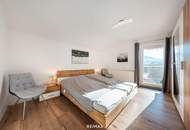 Zwei Wohneinheiten, ein Ausblick – Zweifamilienhaus mit Bergpanorama