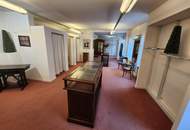 Bad Aussee Zentrum: Großes Geschäftslokal in Bestlage über 2 Etagen