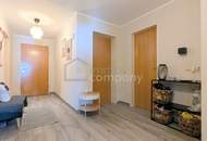 Hochwertig renovierte 4-Zimmer-Dachgeschosswohnung mit Berglick in Vandans | 88m² Wfl. | 1 Garagenstellplatz & 1 Außenstellplatz | ruhige Sackgassenlage