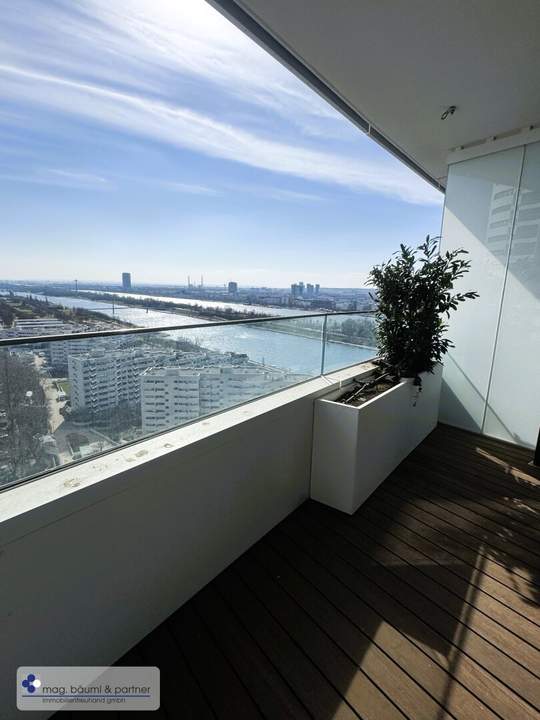 Erstbezug!!! Studio-Apartment inkl. Doorman, Gym, Sauna, Pool, Bar, Eventlounge