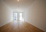 BALKONWOHNUNG IM INNENHOF - 2-ZIMMER IM ERSTBEZUG