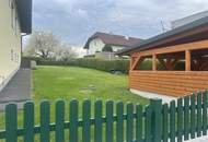 Sehr gepflegtes Einfamilienhaus in Ruhelage - voll unterkellerter Bungalow, Doppelgarage GENERALSANIERT