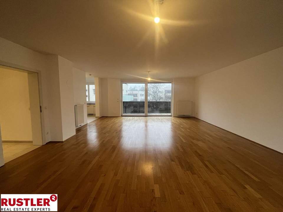 Großzügige 4-Zimmer-Wohnung in ruhiger Lage