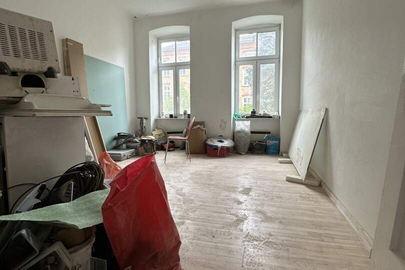 Sanierungbedürftige 2- Zimmer Altbauwohnung - 2 Liftstock, Wohnung-kauf, 129.900,€, 1170 Wien 17., Hernals