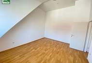 Moderne Dachgeschosswohnung mit großer Terrasse nahe Arthaberplatz in ruhiger Seitengasse! Hohe Decken und Traumbad mit Fenster. - WOHNTRAUM