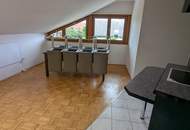 helle Dachgeschosswohnung ab sofort (provisionsfrei) (Provisionsfrei)