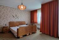 Einfamilienhaus mit großem Grundstück in idyllischer Ruhelage