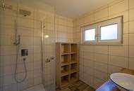 Familienfreundliches End-Reihenhaus im Ortskern mit Garten und Garage