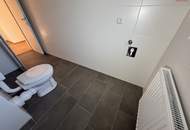 Sonnige Grünlage, ausgewählte Nachbarschaft &amp; Entspannung pur: sanierte 3-Zimmer-Wohnung im oberen Stock eines kleinen Mehrparteienhauses mit moderner Dusche und viel Privatsphäre!