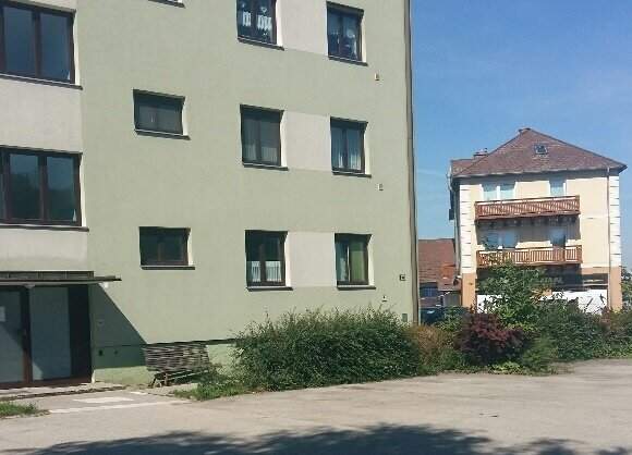 Unbefristete 2-Zimmer-Wohnung mit Balkon in Hainfeld