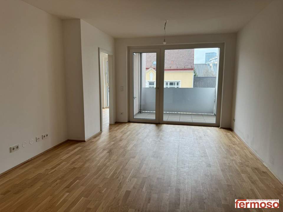 ERSTBEZUG! MODERN LIVING!