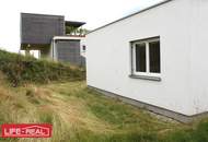 Freistehendes Reihenhaus mit Terrasse, Garten und Carport in ruhiger, grüner Lage