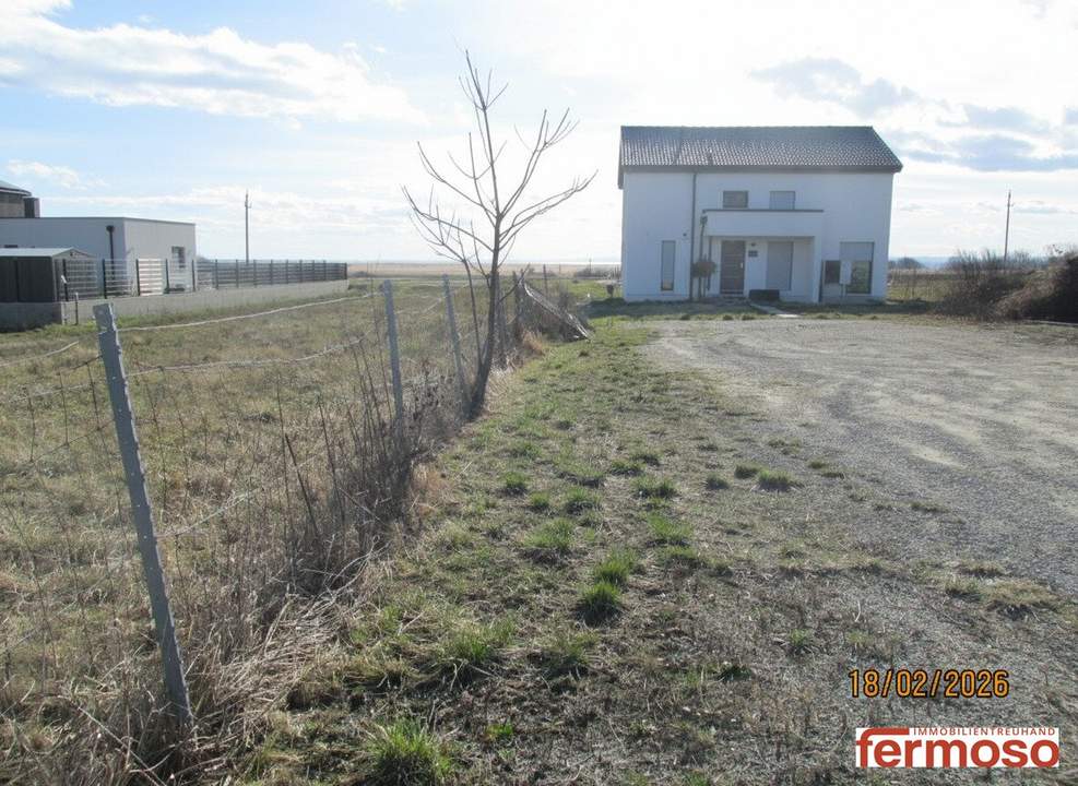 wunderschönes sonniges Baugrundstück mit Seeblick für Ihr Eigenheim am Neusiedlersee