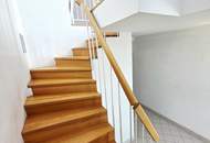 Fernblick auf der Terrasse - Weitblick beim Investment! Wohnen im Dachgeschoss mit WOW-Effekt! Traumhaft saniertes Altbauhaus + Hofseitige Terrasse + Tolle Infrastruktur und Anbindung + Lebensqualität pur!