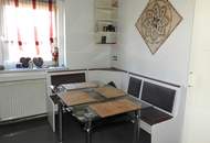 Attraktives Wohnhaus mit zwei Wohneinheiten und Garten nahe Wien